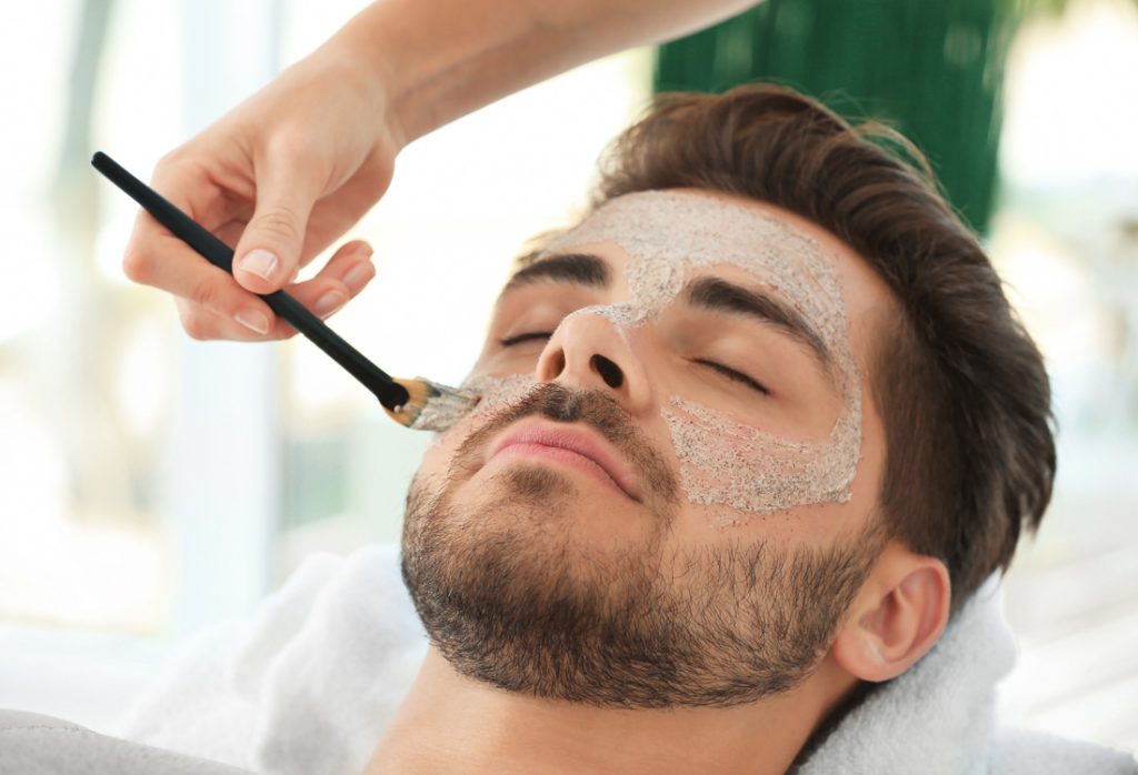The best essential facial services for men - Best Barbershop for men's hair stylist