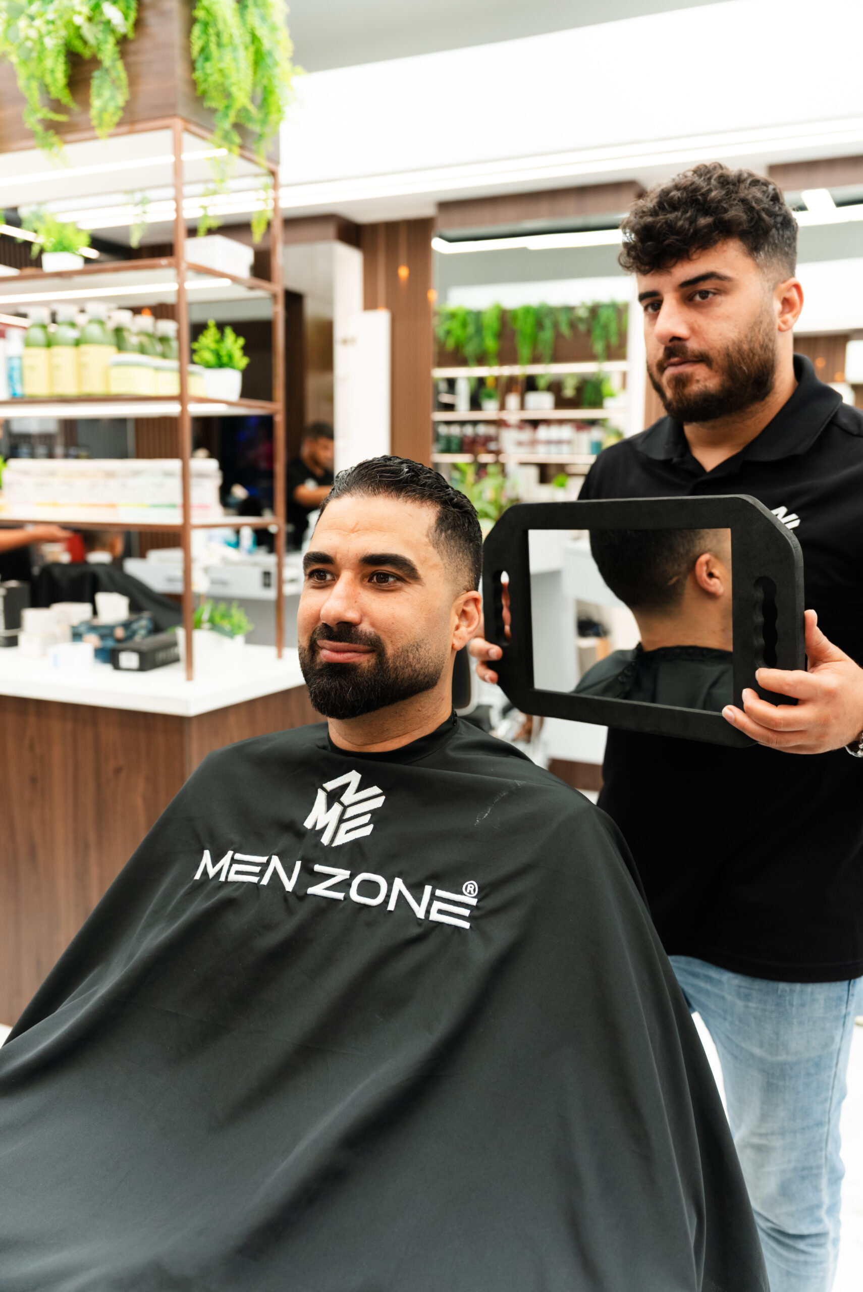 5 Mistakes Men Make When Explaining Their Desired Style to a New Barber