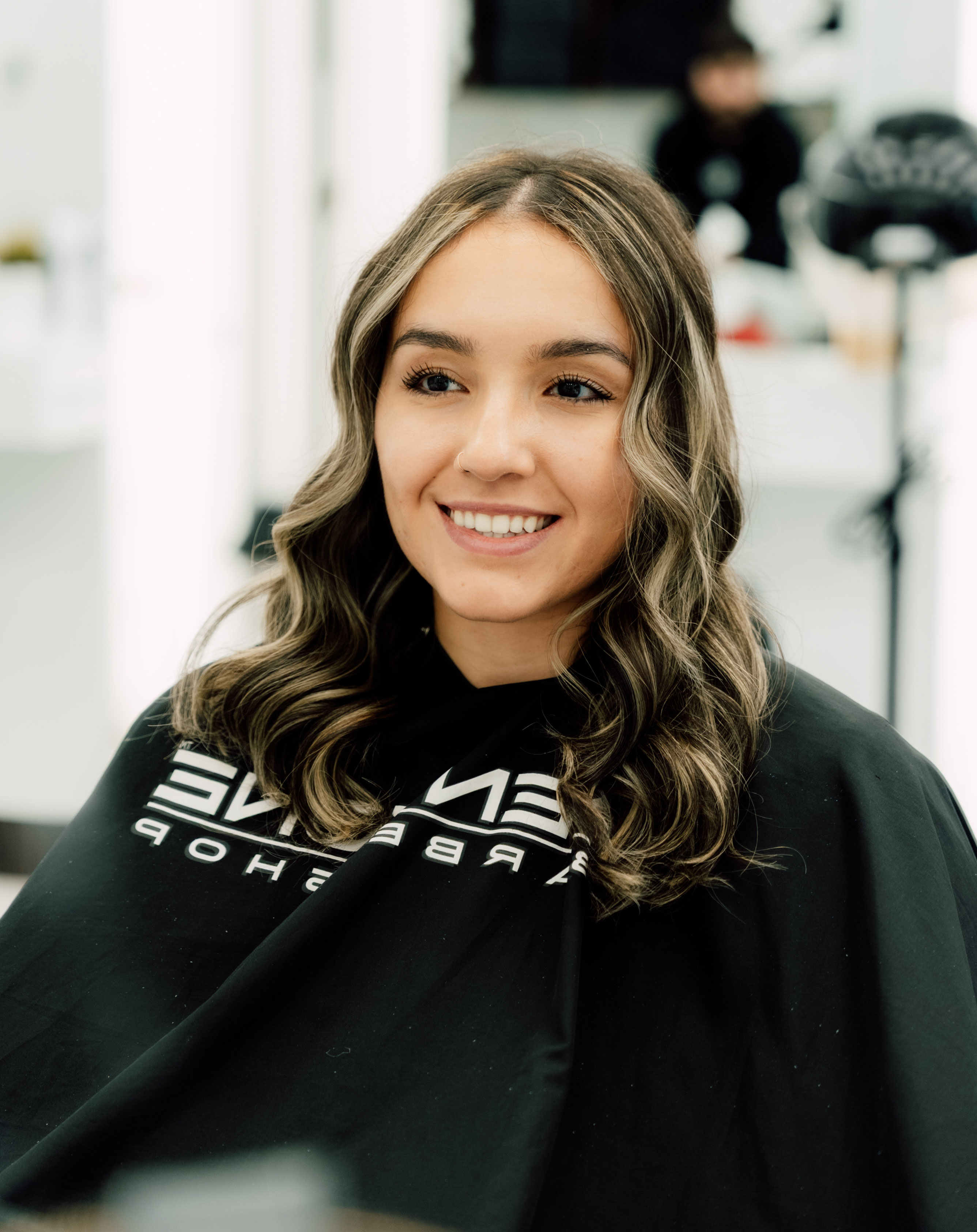 Women's Hairstyles in Oakville & Oak Park